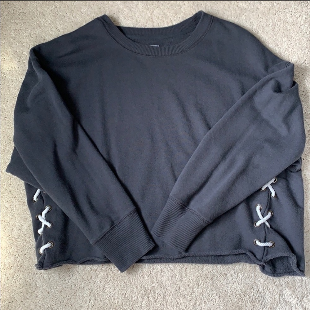 Aerie Women’s Cropped Sweater